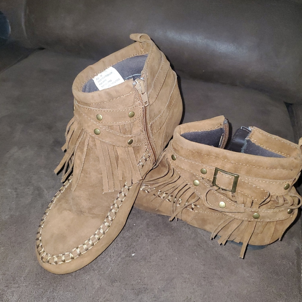 Hot tomato boots